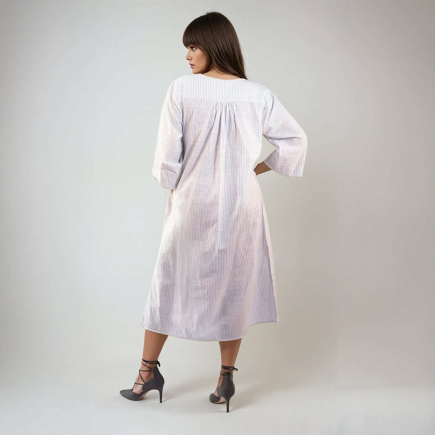 Robe blanche ample à rayures | Galya