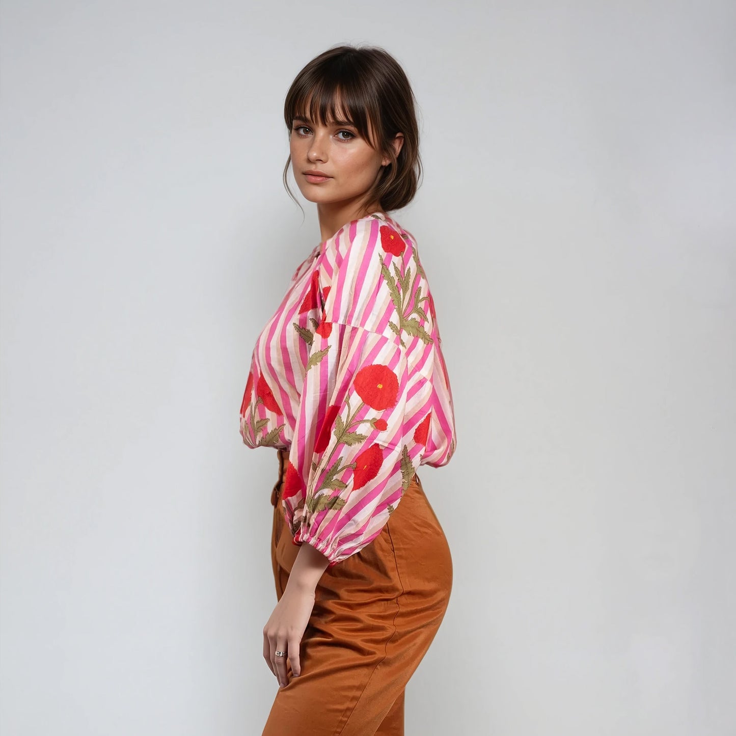 Blouse Bohème à motifs floraux et rayures | Akola